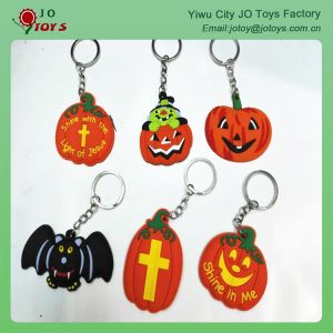 Phổ biến Halloween Pumpkin Keychain nhựa cho viên nang đồ chơi